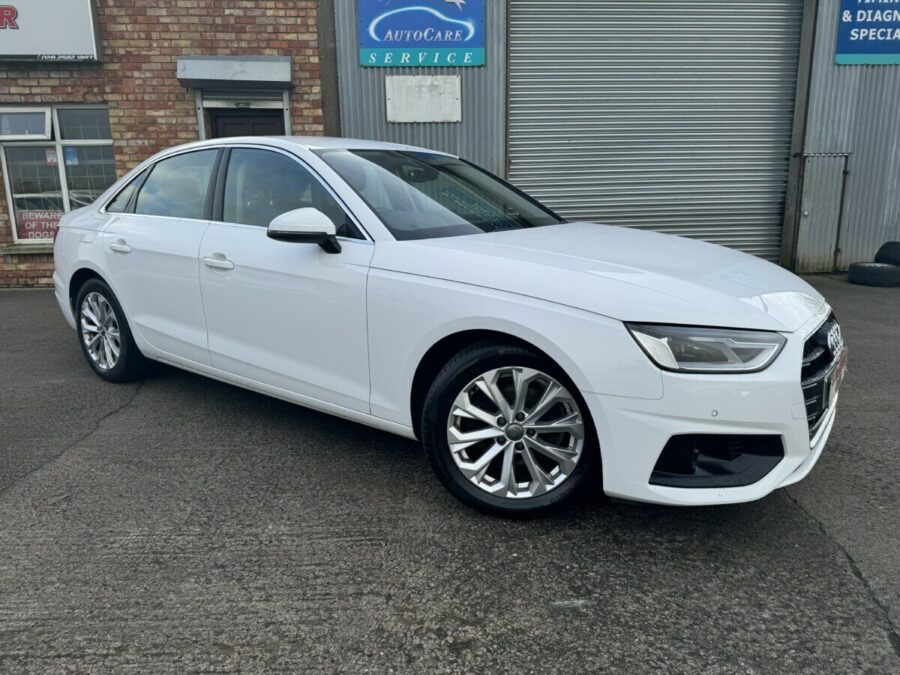 AUDI A4 35 TDI TECHNIK S-TRONIC