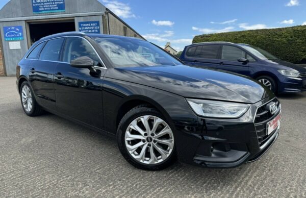 AUDI A4 AVANT 35 TDI TECHNIK S-TRONIC