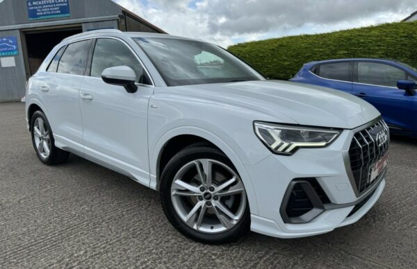AUDI Q3 35 S-LINE 2.0 TDI