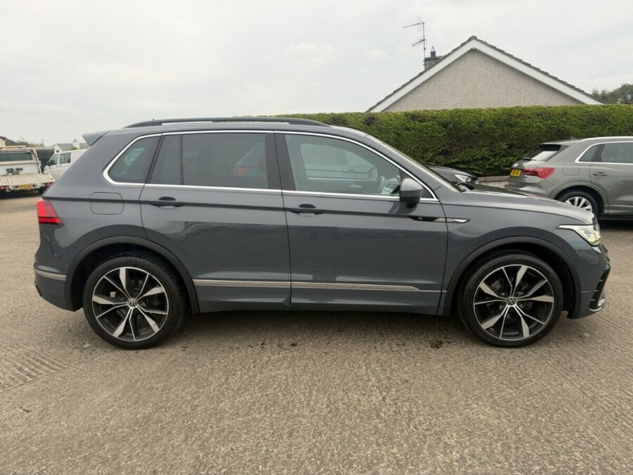 VOLKSWAGEN TIGUAN R-LINE 4MOTION DSG 2.0TDI | Sean McKeever Cars