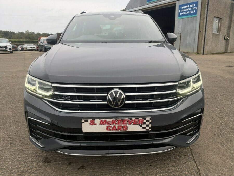 VOLKSWAGEN TIGUAN R-LINE 4MOTION DSG 2.0TDI | Sean McKeever Cars